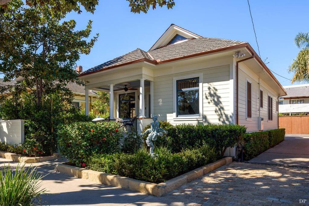 Upscale Downtown Home Walk To Beach Shops Bars 2 Santa Barbara Eksteriør bilde
